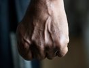 Во Владимире трое дебоширов избили прохожего