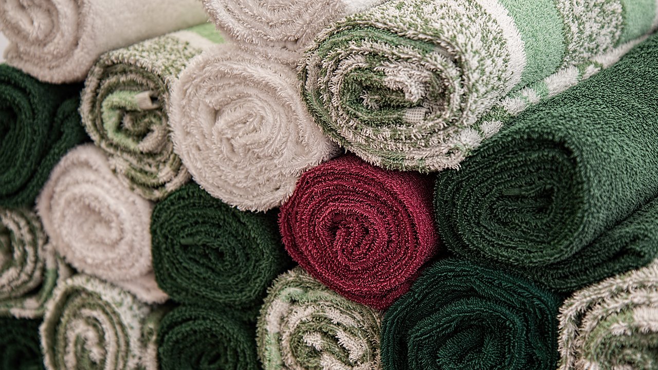 Главная картинка новости: Забудьте о вываривании полотенец: добавьте всего 2 ложки на таз - и они будут как новые