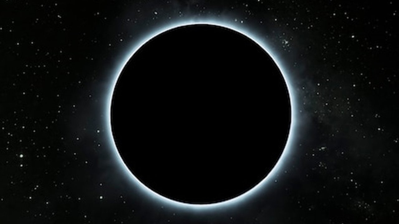 Главная картинка новости: В новогоднюю ночь можно увидеть редкое астрономическое явление — Чёрную Луну