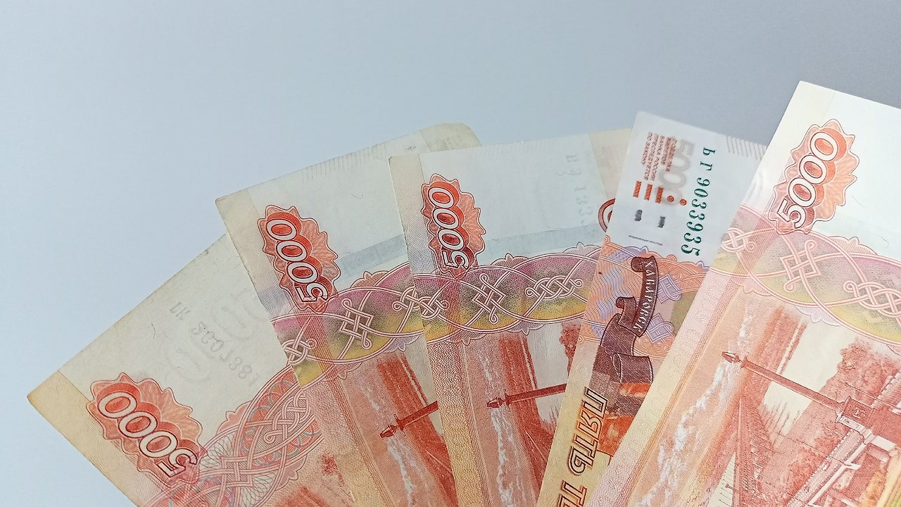 Главная картинка новости: Какие новые законы повлияют на бюджет владимирцев в 2025 году