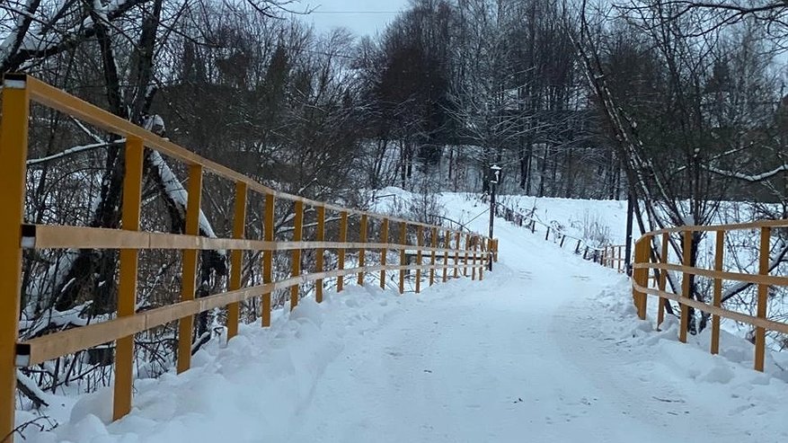 Главная картинка новости: В Александровском районе решили транспортную проблему жителей деревни Песочная