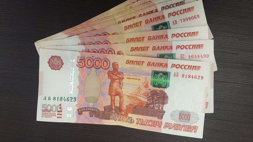 Главная картинка новости: Лишитесь всех денег: экономист Михаил Хазин призвал россиян не совершать эту роковую ошибку