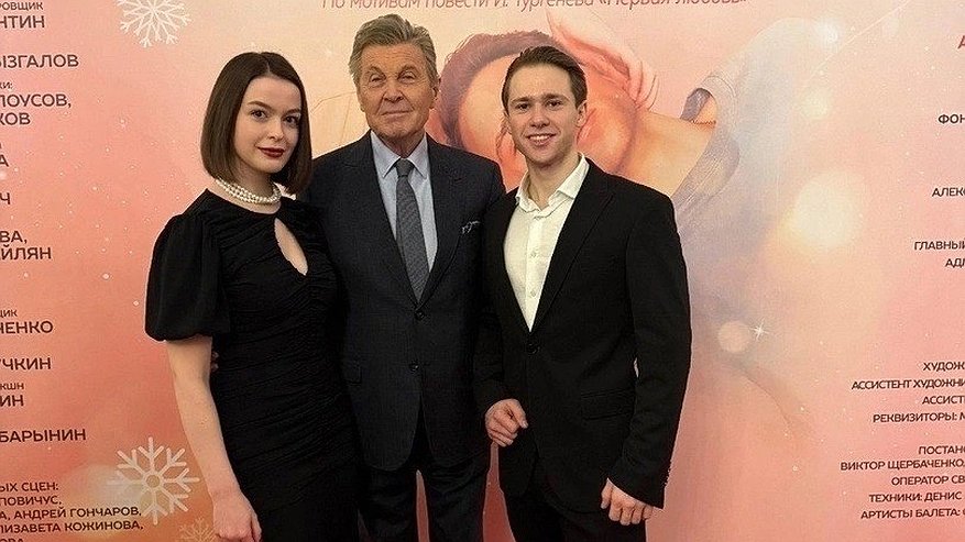 Главная картинка новости: Жительница Кольчугина сыграла главную роль в фильме Льва Лещенко