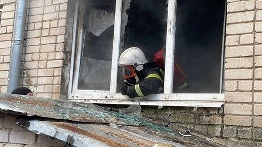 Главная картинка новости: В Коврове произошел пожар в многоквартирном доме: есть пострадавший