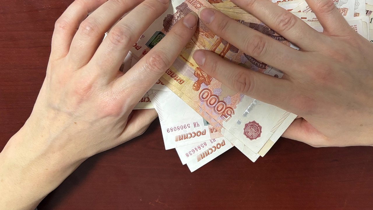 Главная картинка новости: Заблокируют счет со всеми деньгами: всем, кто совершает перевод через банковские приложения – назад пути не будет