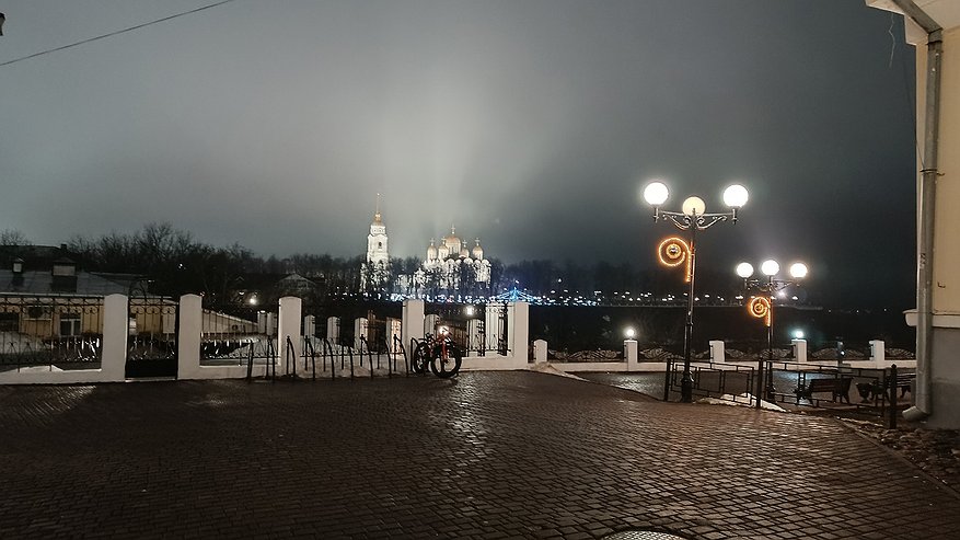 Главная картинка новости: В приличном обществе посмеются: в этом слове нет буквы «З», но каждый второй ее упорно добавляет