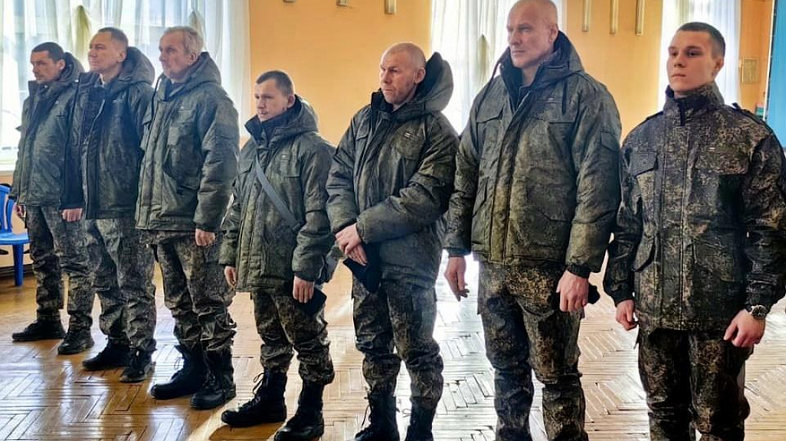 Главная картинка новости: Во Владимире состоялась торжественная отправка военнослужащих в учебные части