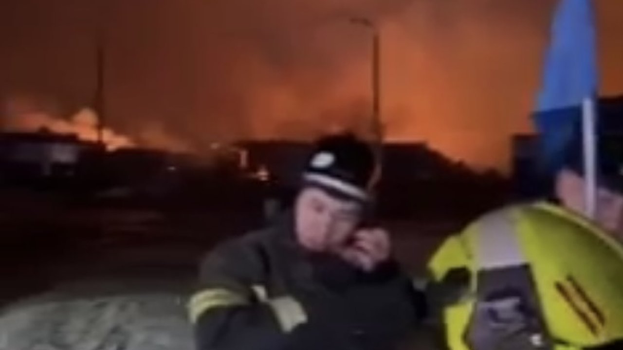 Главная картинка новости: Стали известны результаты проб воздуха на месте горения склада во Владимире