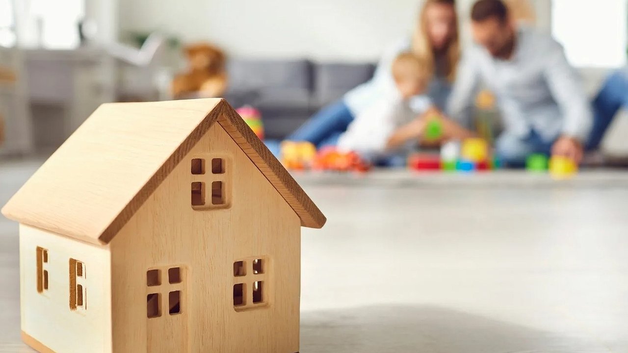 Главная картинка новости: Во Владимирской области многодетные семьи могут получить до 1 миллиона рублей на ипотеку