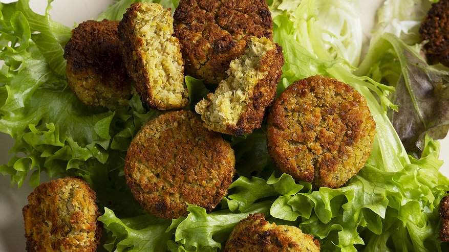Главная картинка новости: Постный ужин за 20 минут: котлеты без мяса — но такие вкусные и питательные, что у домашних за ушами пищит