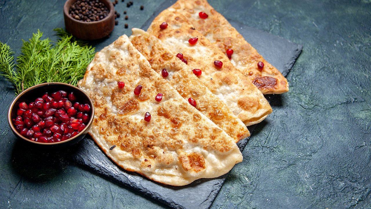 Главная картинка новости: 1,5 стакана муки и картофель: на выходе получаю сочные и пышные лепешки – мягче пуха и вкуснее пирожков