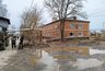 Миниатюра новости: Во Владимире в микрорайоне Энергетик грузовик врезался в теплосеть