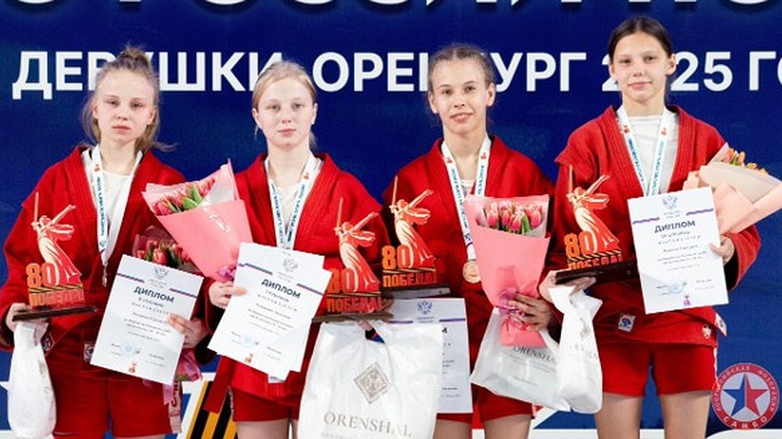 Главная картинка новости: Анастасия Романович выиграла первенство России по самбо и готова к чемпионату Европы