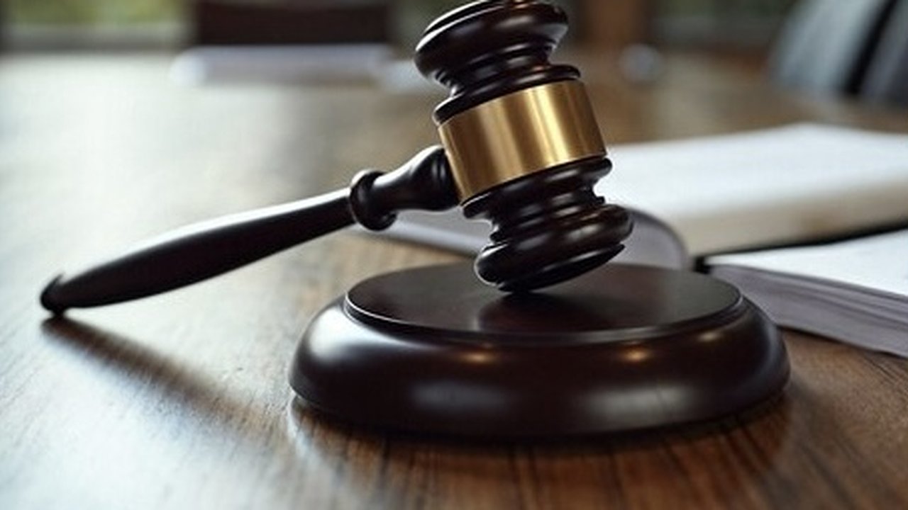 Главная картинка новости: Вязниковские полицейские задержали двух потребителей запрещенных веществ