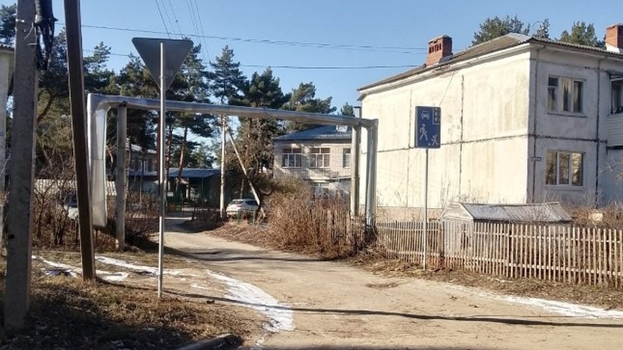 Главная картинка новости: Во Владимире установили знаки «Уступи дорогу» и «Жилая зона» на проблемном участке дороги