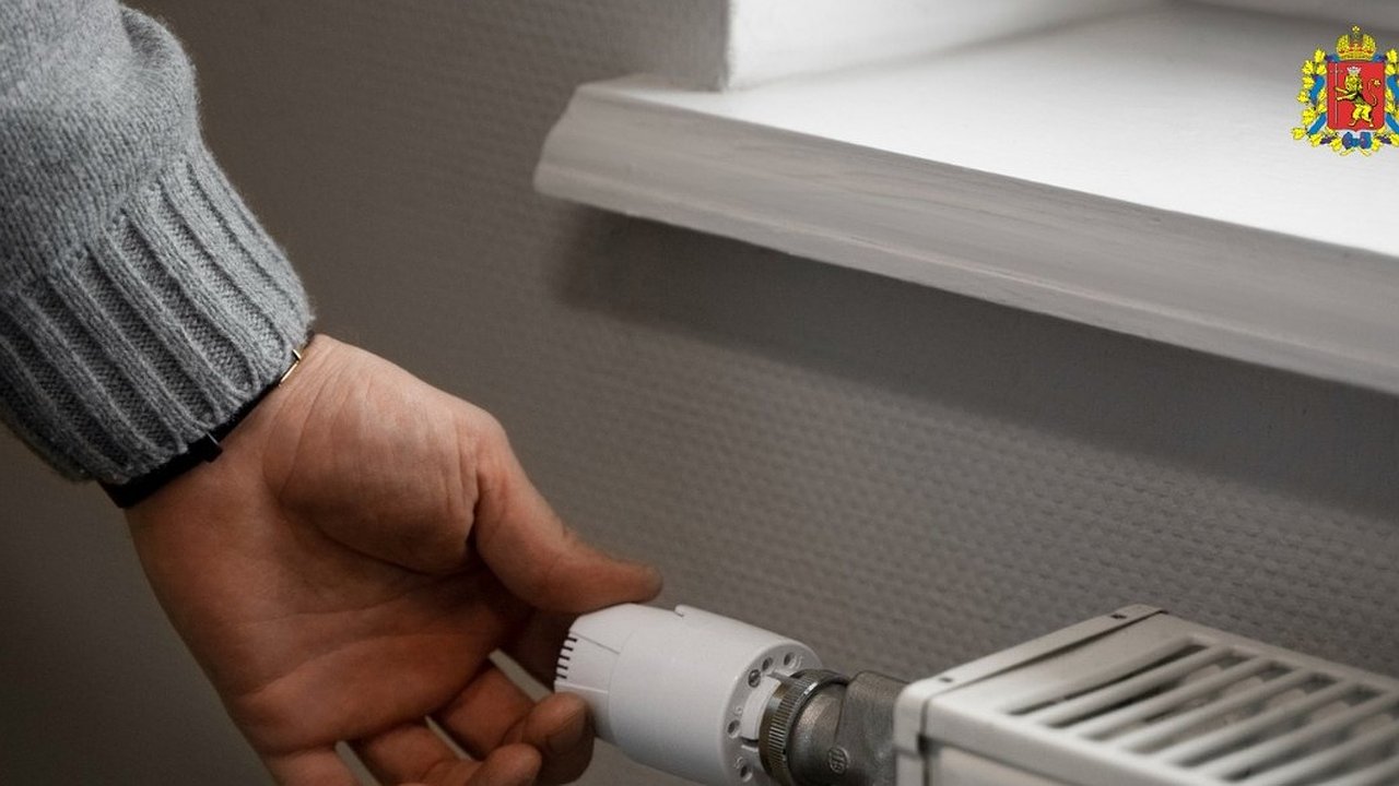 Главная картинка новости: Министр ЖКХ Елена Семенова подвела итоги отопительного сезона