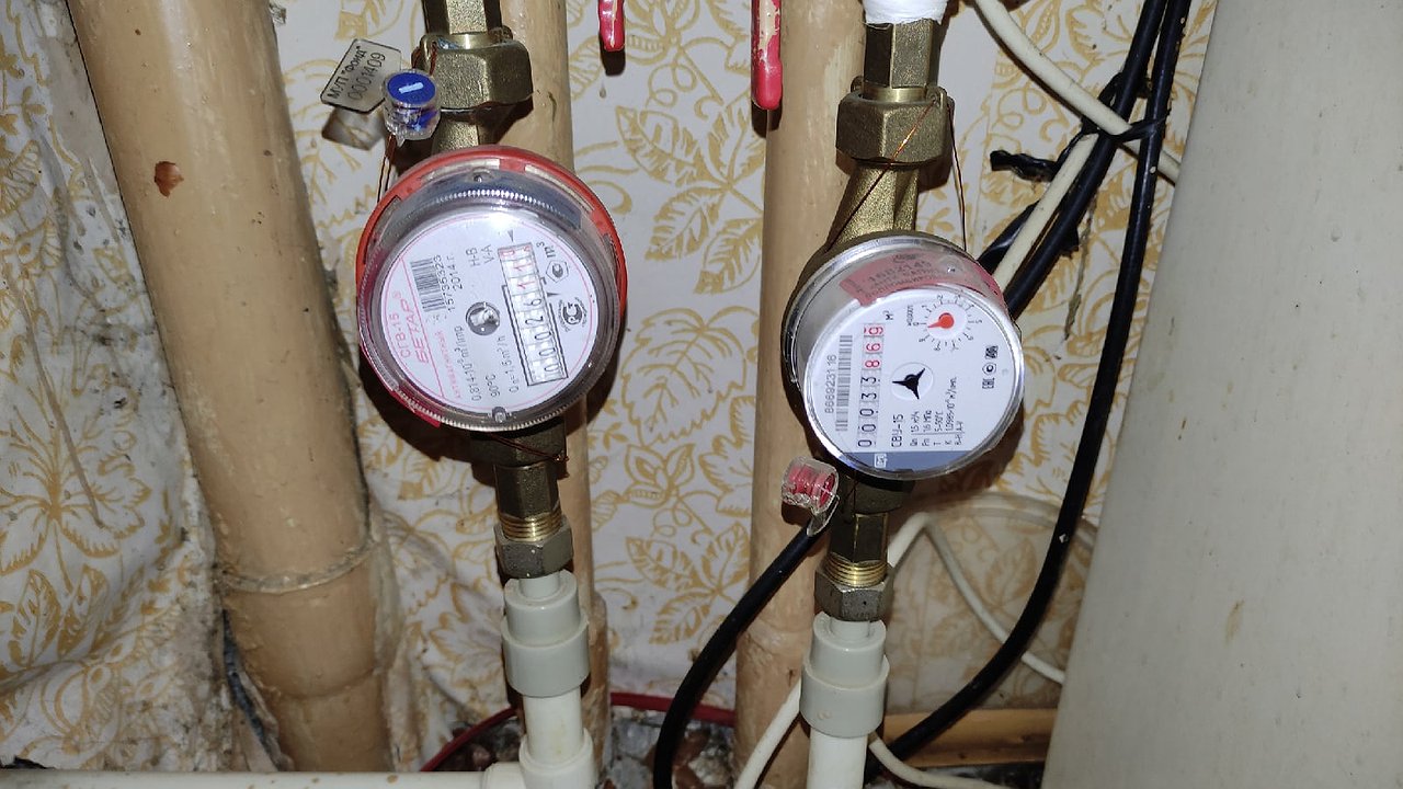 Главная картинка новости: Теперь все по-новому: с 5 апреля россияне станут передавать показания по счетчикам за воду иначе