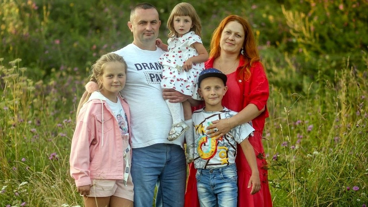 Главная картинка новости: Многодетным семьям региона компенсируют 50% за обучение одного ребёнка в вузе или колледже