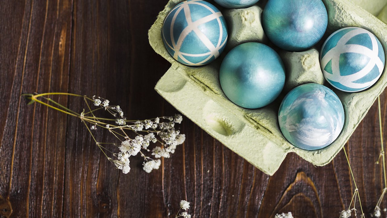 Главная картинка новости: Шелуха не нужна: за 2 минуты получаю яйца в стиле Тиффани — модные бирюзовые скорлупки, глаз не свести