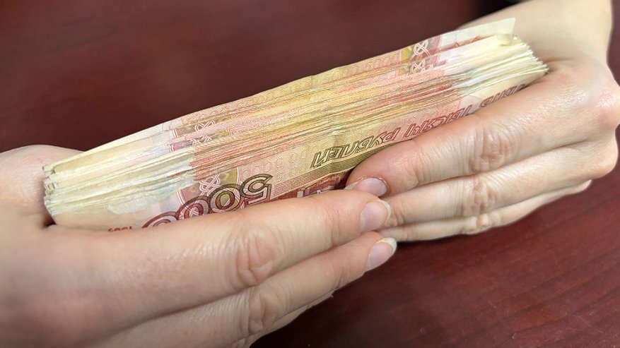 Главная картинка новости: Во Владимире должник выплатил 400 тысяч рублей только после ареста автомобиля