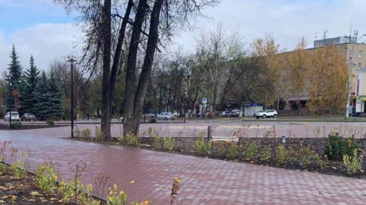 Главная картинка новости: В Гусь-Хрустальном преобразили территорию вокруг стадиона «Центральный»