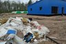 Миниатюра новости: В Покрове скважину за 180 миллионов рублей строят среди мусора и без охраны