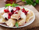 Не сырники и не запеканку: использую творог для другого десерта — пару минут на готовку, и стол накрыт