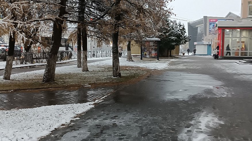 Главная картинка новости: Полный возврат к зиме: Гидрометцентр опубликовал новый прогноз с 8 мая — половину России ждут морозы и снег