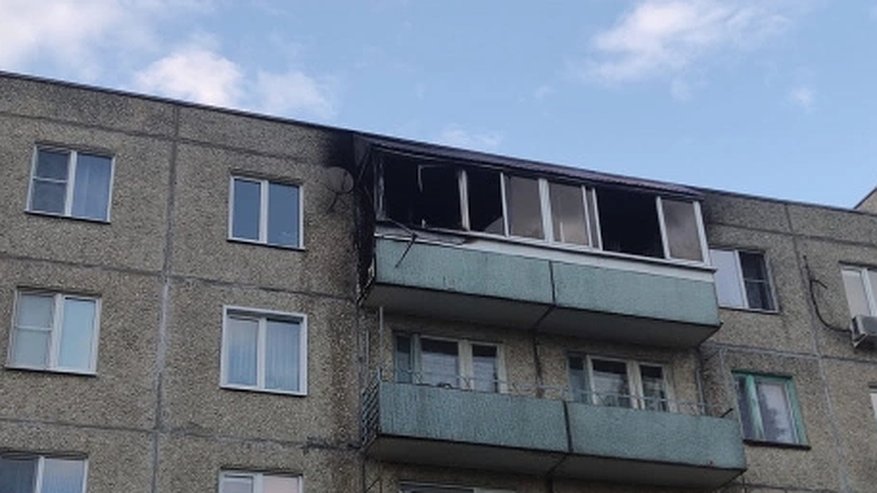 Главная картинка новости: В микрорайоне Отгруд Владимира загорелся многоквартирный дом