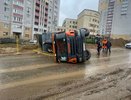 Во Владимире грузовик с песком опрокинулся при разгрузке на Пушкарской улице