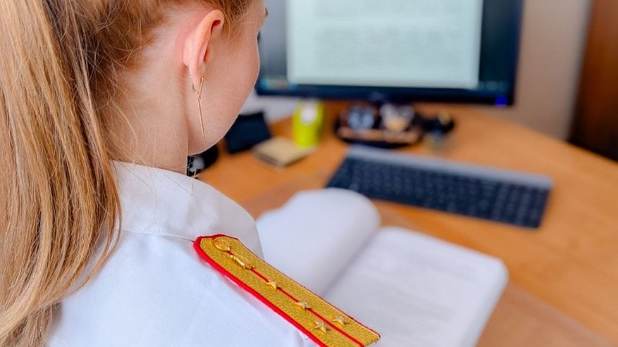 Главная картинка новости: Во Владимире мужчина зарезал сожительницу во время застолья в праздничный день