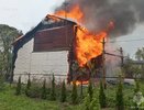 Крупный пожар охватил частный дом в деревне Бунаково Александровского района