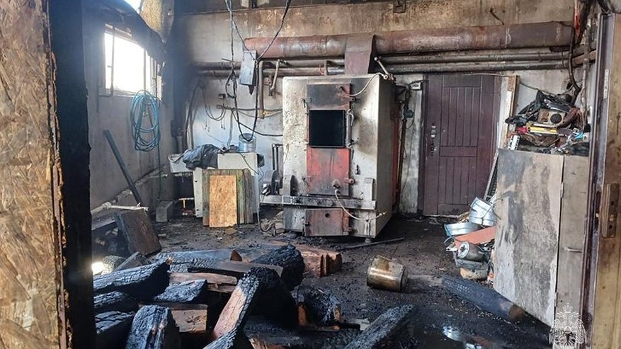 Главная картинка новости: 20 спасателей ликвидировали возгорание отопительного комплекса в Муроме