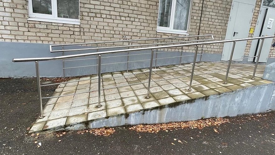 Главная картинка новости: Ковровскую больницу не обустроили под маломобильных пациентов