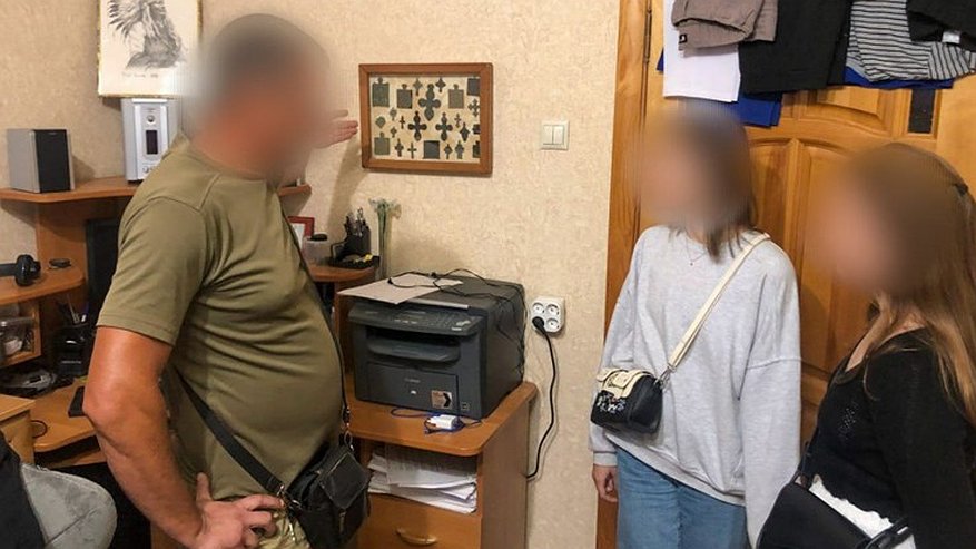 Главная картинка новости: Группа «черных копателей» из Владимира незаконно искала археологические ценности
