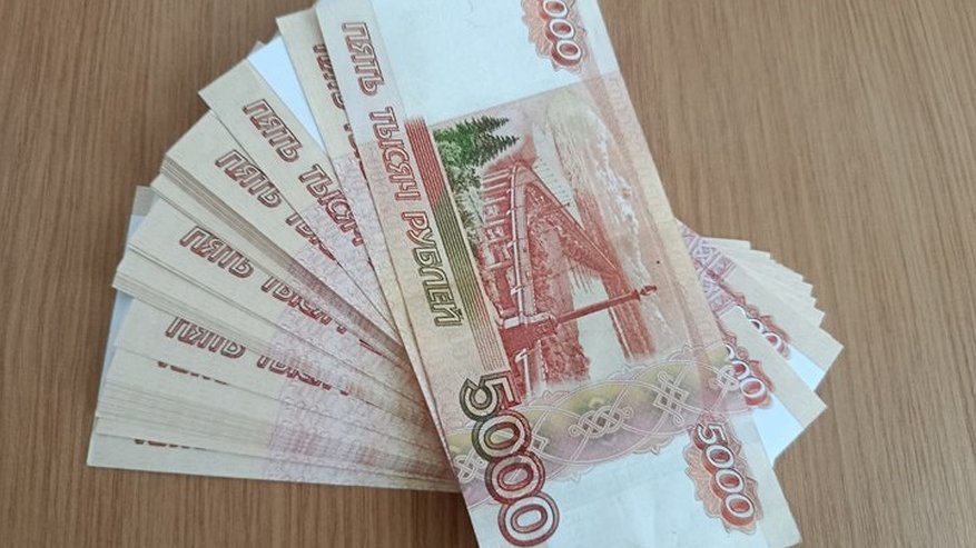 Главная картинка новости: Во Владимире директор транспортной фирмы украл деньги сотрудника на покупку авто