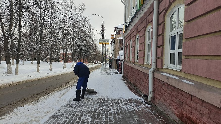 Главная картинка новости: Зима возвращается: погода в июне преподнесет россиянам настоящий сюрприз