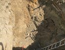 В Радужном рабочего насмерть засыпало грунтом во время сварки в котловане