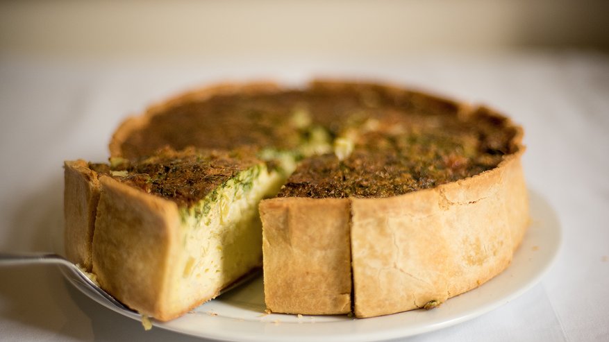 Главная картинка новости: Готовлю вкуснейший пирог на скороде за 15 минут: домашние ни крошки не оставляют