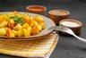 Миниатюра новости: Зачем посыпать картофель мукой: хитрость от шеф-поваров для идеальной жареной картошечки