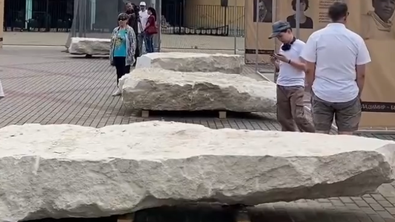 Главная картинка новости: «Владимир - Белокаменная столица»: участники этого конкурса подарят городу новые скульптуры