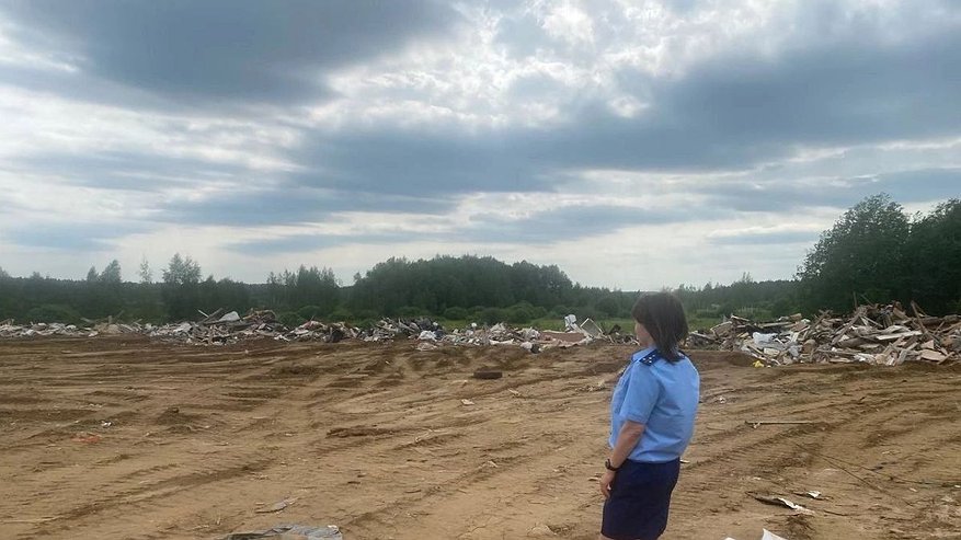 Главная картинка новости: Во Владимирской области вычислят лиц, ответственных за нелегальную свалку