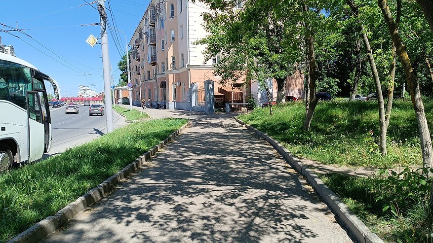 Главная картинка новости: Гости уже в подъездах, ждите: с 12 июня станут штрафовать всех, кто проживает в многоэтажках – условие