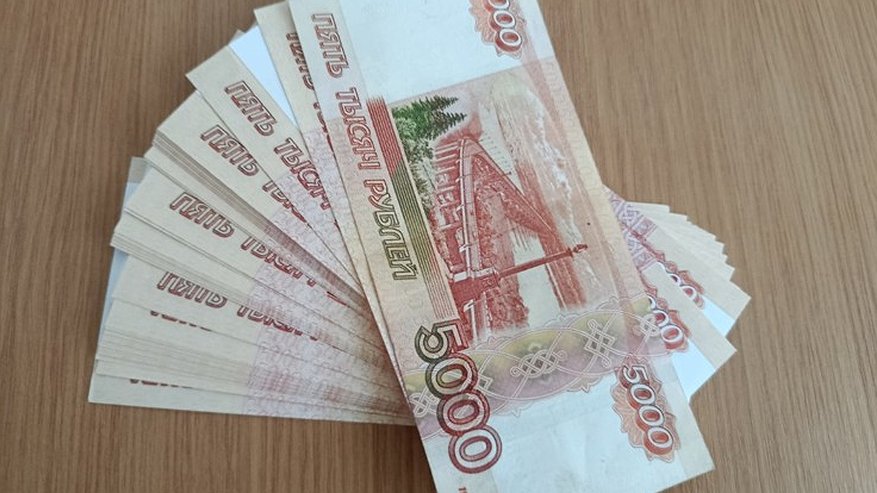 Главная картинка новости: Во Владимире экспедитор украл 350 тысяч рублей у мебельного магазина