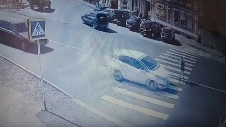 Главная картинка новости: В Юрьев-Польском автоледи получила срок за наезд на 13-летнего мальчика на самокате