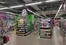 Миниатюра новости: Внутрь магазина не попадёте: популярные "Магнит" и "Пятерочка" приняли важное для покупателей решение