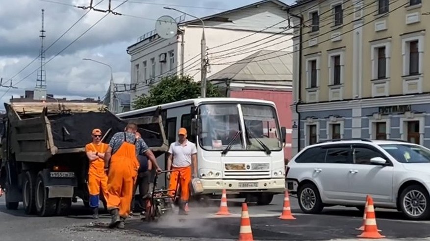 Главная картинка новости: Во Владимире приводят в порядок улицы Гагарина и Ильича после разрытий