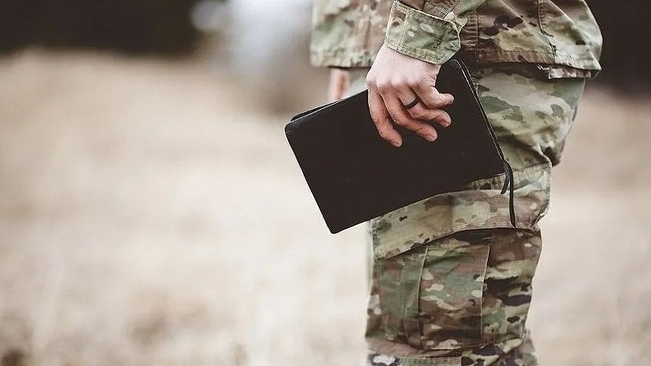 Главная картинка новости: В День России из украинского плена освободили вязниковского военнослужащего