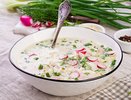 Не кефир и не квас: назван лучший напиток для окрошки – станет идеальным спасением в жару