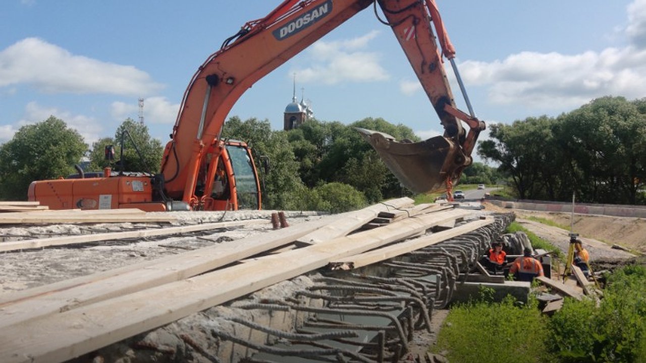 Главная картинка новости: В Суздальском районе демонтировали старый мост через реку Бакалейка